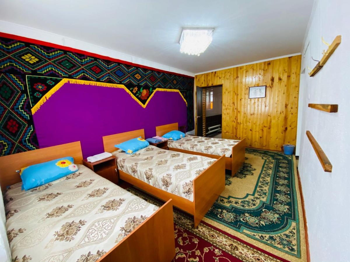 Guest House Kagan Toktogul Exteriör bild